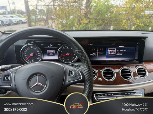 Used 2018 Mercedes-Benz E 300 E 300 Sedan 4D image 18