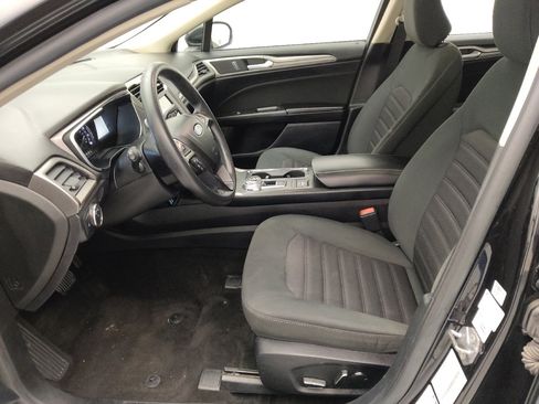 Used 2020 Ford Fusion SE image 17