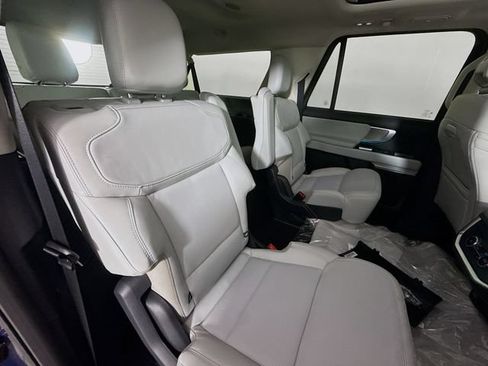 New 2027 Ford Expedition Max Platinum AWD/4WD image 28