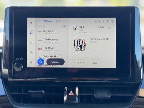 Used 2024 Toyota Corolla Cross LE image 15