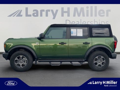 Used 2022 Ford Bronco Big Bend image 2