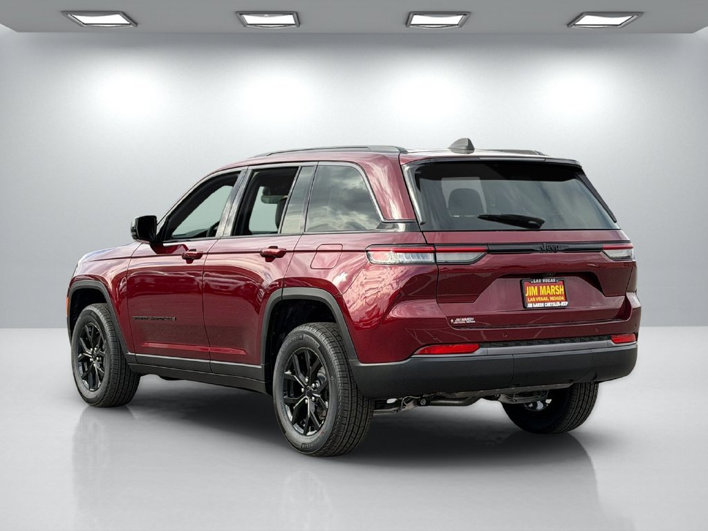 New 2026 Jeep Grand Cherokee Altitude RWD image 4