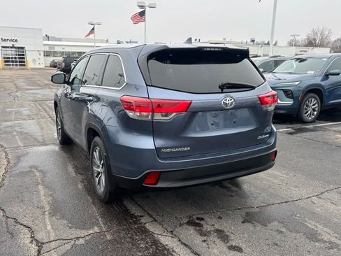 Used 2019 Toyota Highlander XLE image 7