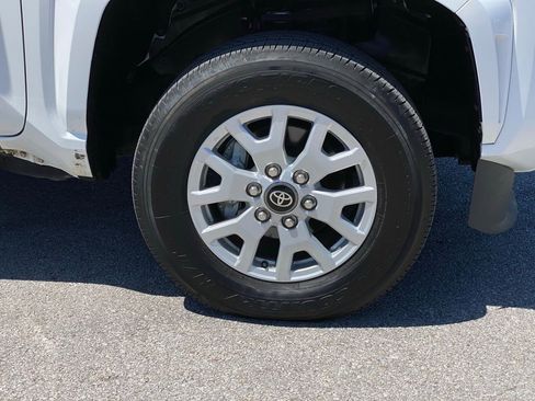 Used 2024 Toyota Tacoma SR5 RWD image 32
