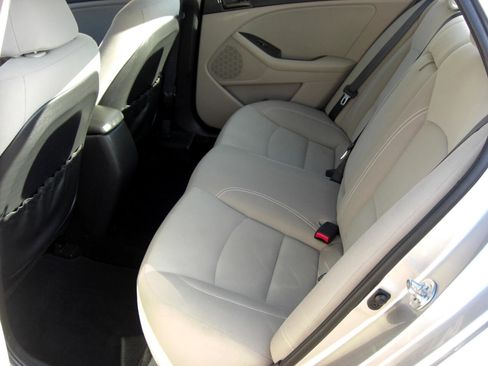 Used 2013 Kia Optima LX image 11