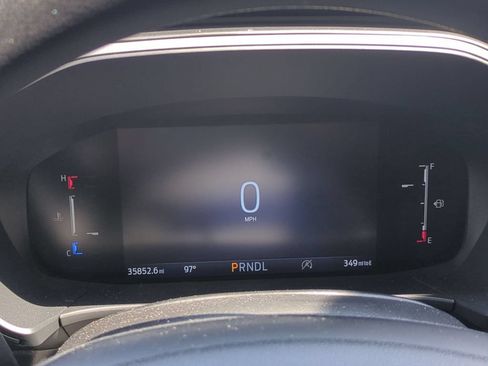 Used 2025 Ford Escape Active AWD/4WD image 16