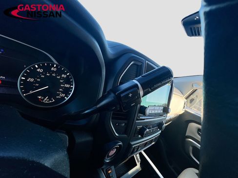 Used 2023 Nissan Titan SV w/ SV Utility Package image 21