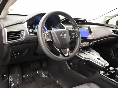 Used 2018 Honda Clarity Plug-In Hybrid image 14