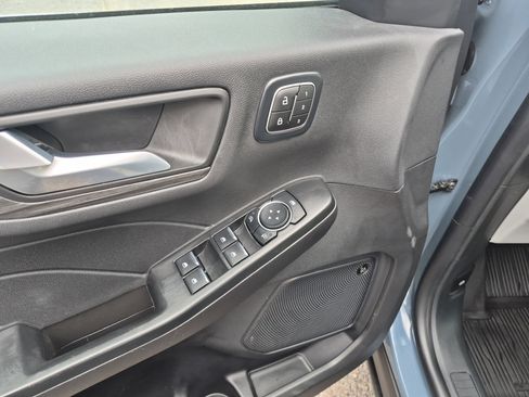 Certified 2025 Ford Escape SE w/ PHEV Premium Package image 10