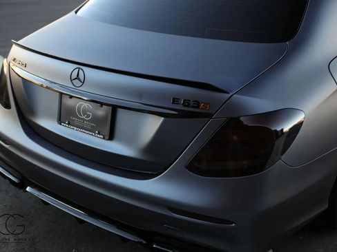 Used 2018 Mercedes-Benz E 63 AMG S image 17