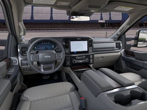 New 2026 Ford F250 Platinum w/ Platinum Plus Package AWD/4WD image 9