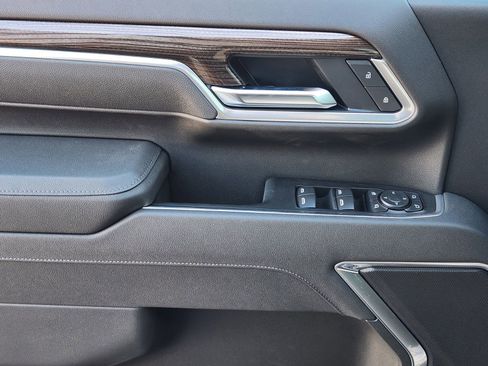 New 2026 Chevrolet Silverado 2500 LT w/ Z71 Chrome Sport Edition image 21