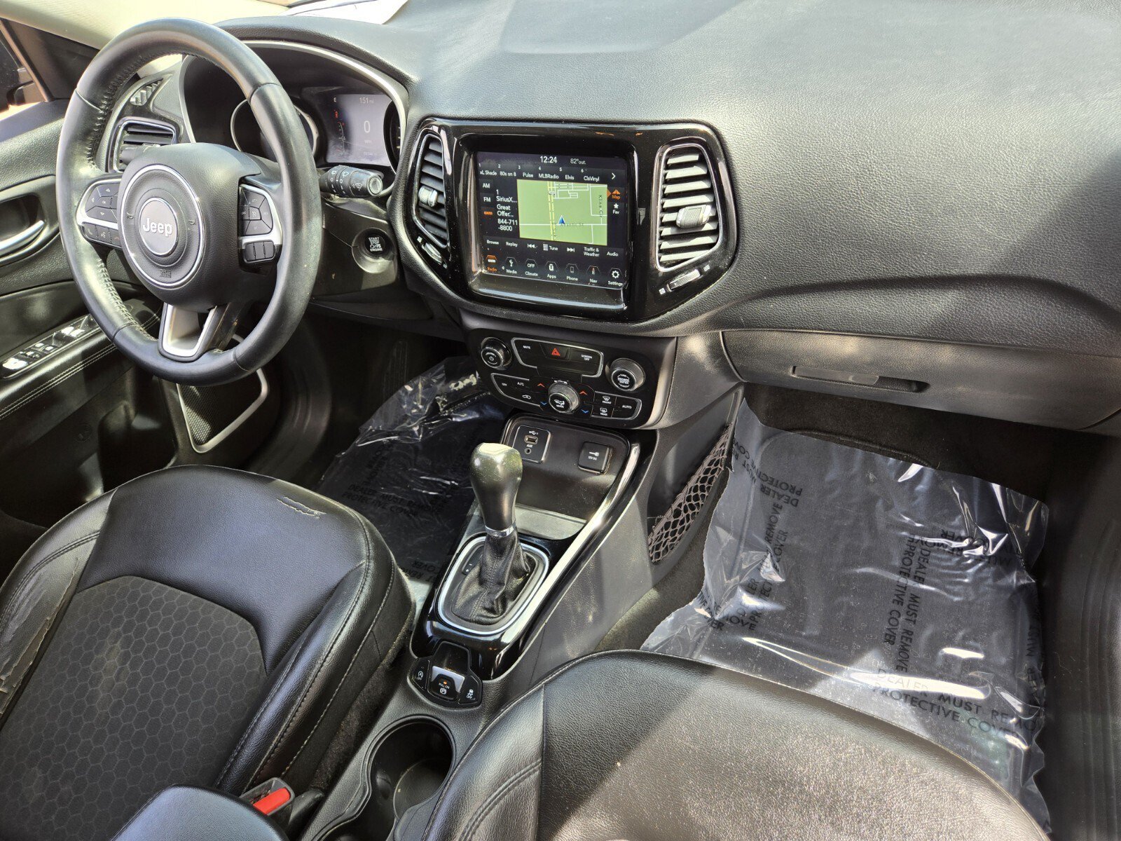Used 2019 Jeep Compass Latitude FWD image 14