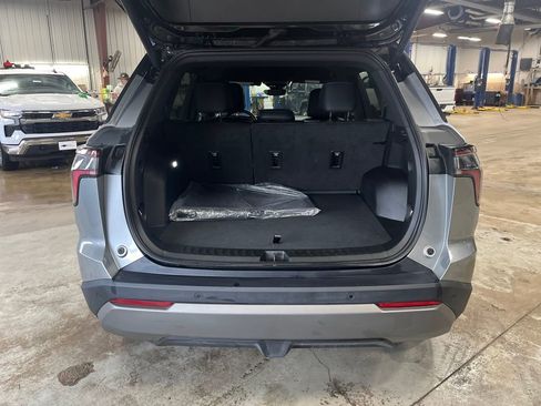 New 2026 Chevrolet Equinox LT w/ Convenience Package II AWD/4WD image 22