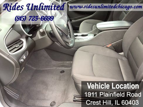 Used 2024 Chevrolet Malibu LT w/ Sport Edition FWD image 12