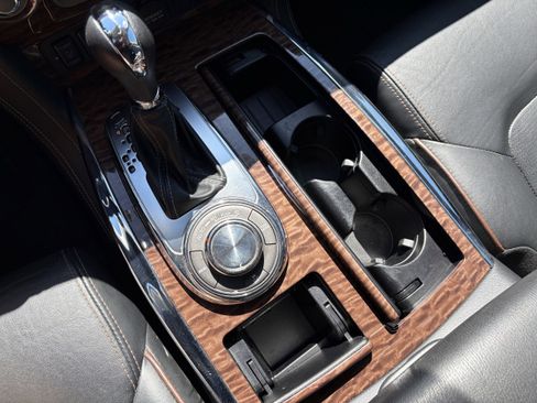 Used 2020 Nissan Armada SL w/ Premium Package AWD/4WD image 22