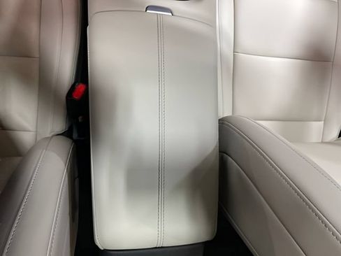 Certified 2025 Nissan Murano SL w/ Cargo Package AWD/4WD image 17