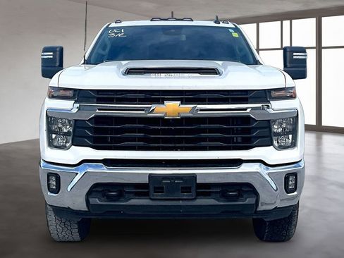 Used 2024 Chevrolet Silverado 2500 LT w/ All Star Edition image 2