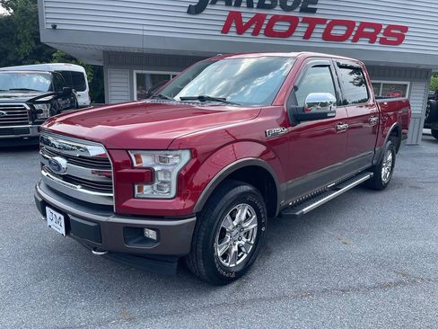 Used 2017 Ford F150 Lariat w/ Equipment Group 502A Luxury AWD/4WD image 3