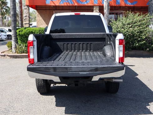 Used 2019 Ford F250 XL w/ Power Equipment Group AWD/4WD image 8