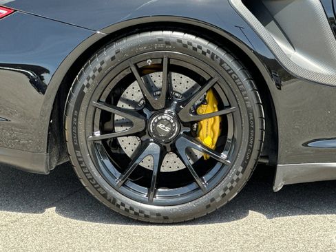 Used 2011 Porsche 911 GT2 RS RWD image 38