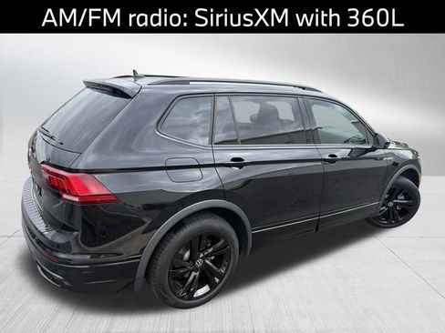 Used 2023 Volkswagen Tiguan SE R-Line FWD image 6