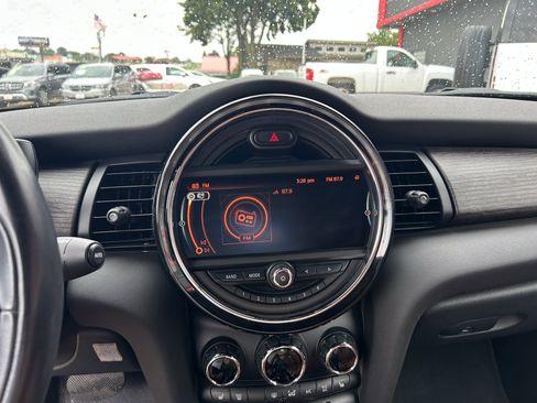 Used 2016 MINI Cooper S image 12