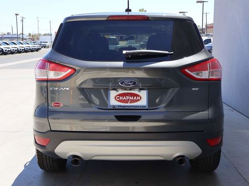 Used 2015 Ford Escape SE FWD image 4