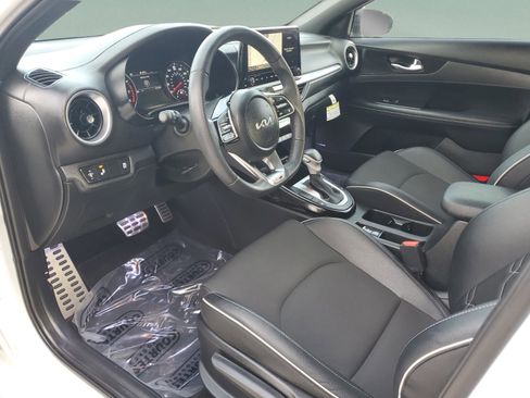 Certified 2023 Kia Forte GT-Line w/ GT-Line Premium Package image 18