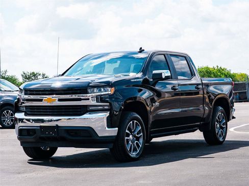 Used 2020 Chevrolet Silverado 1500 LT w/ Texas Edition AWD/4WD image 7