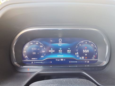 Used 2023 Chevrolet Tahoe High Country AWD/4WD image 28