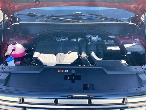 Used 2025 Hyundai Santa Fe SEL FWD image 10