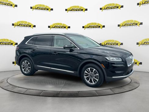 Used 2022 Lincoln Nautilus FWD w/ Premium Package image 7