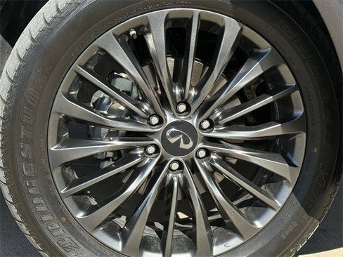 Used 2023 INFINITI QX80 Premium Select w/ Cargo Package image 11