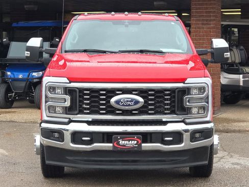 Used 2023 Ford F350 Lariat w/ Chrome Package image 2