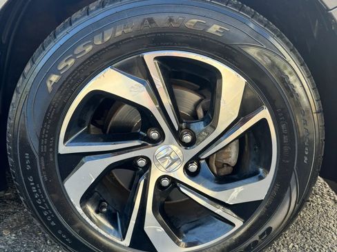 Used 2016 Honda Accord LX image 9