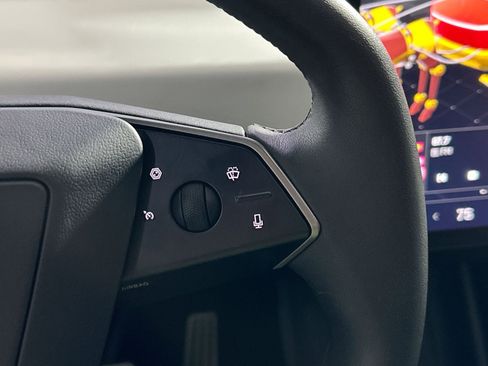 Used 2024 Tesla Cybertruck AWD Crew Cab image 20