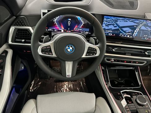 New 2026 BMW X5 xDrive50e w/ M Sport Package image 14