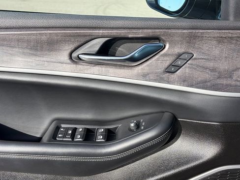 Used 2024 Jeep Grand Cherokee Limited 4xe image 20