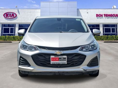 Used 2019 Chevrolet Cruze LS FWD image 2