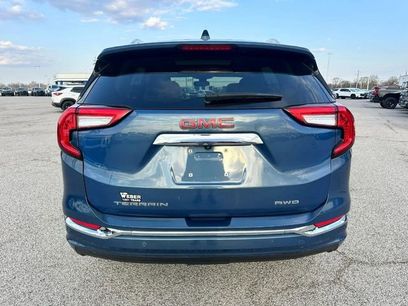 Used 2024 GMC Terrain Denali w/ Denali Premium Package