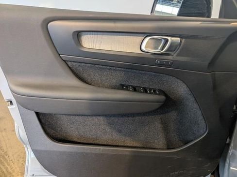 Used 2026 Volvo XC40 B5 Plus w/ Protection Package Premier image 8