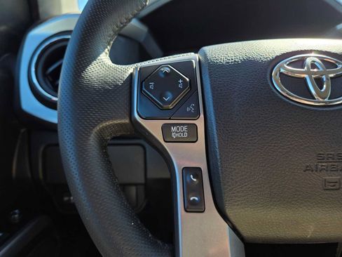 Used 2022 Toyota Tacoma SR5 w/ Black Out Package (TMS) AWD/4WD image 35