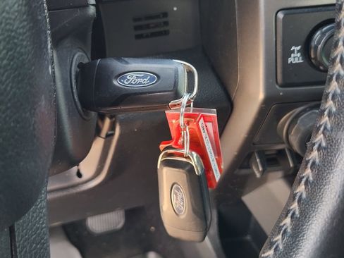 Used 2018 Ford F150 XLT w/ Equipment Group 302A Luxury image 27