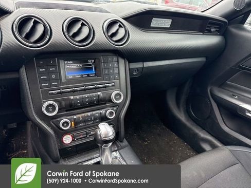 Used 2015 Ford Mustang Coupe image 13