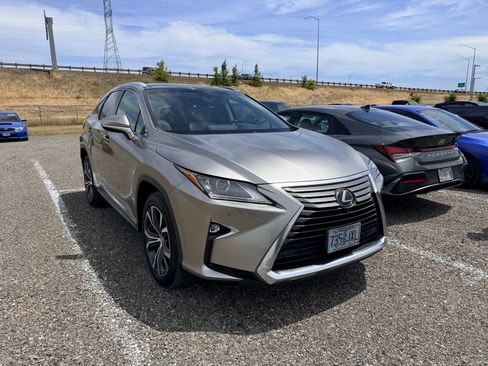 Used 2017 Lexus RX 350 AWD w/ Premium Package image 2