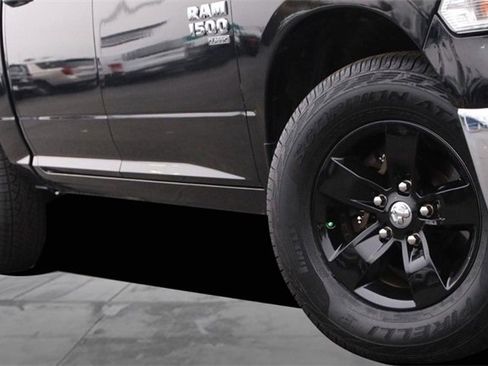 Used 2023 RAM 1500 Classic SLT w/ Trailer & Traction Group image 3