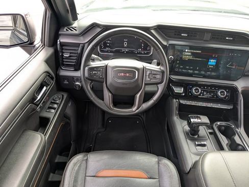 Used 2024 GMC Sierra 1500 AT4 w/ AT4 Premium Package image 31