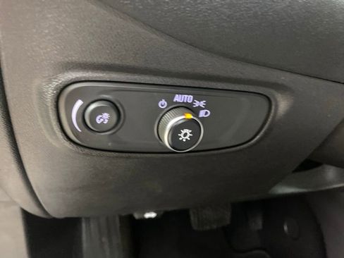 Used 2024 Chevrolet Equinox LS w/ LS Convenience Package AWD/4WD image 29