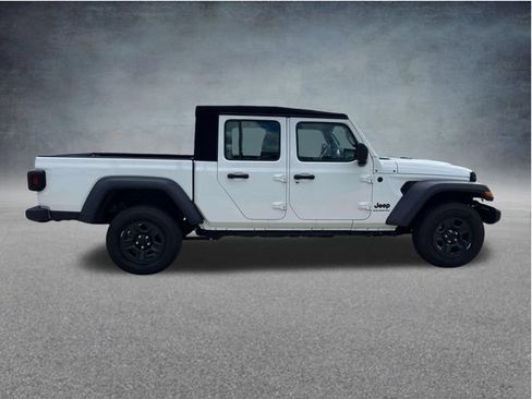 Used 2024 Jeep Gladiator Sport AWD/4WD image 14